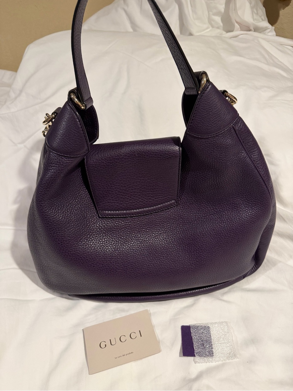 Gucci Purple Leather Shoulder Bag with Gold Chain and Tassel - Picture 5 of 7